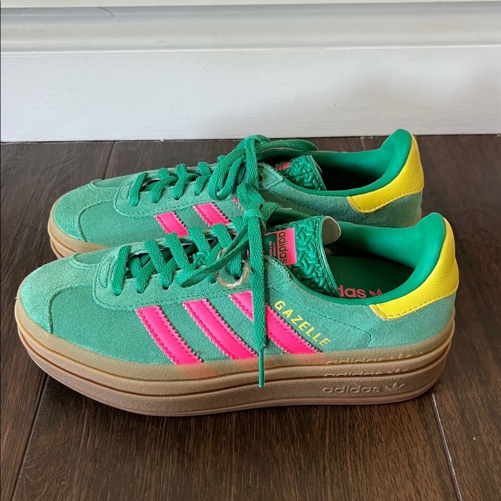 NWT Adidaa Gazelle Bold Shoes - Picture 5 of 10